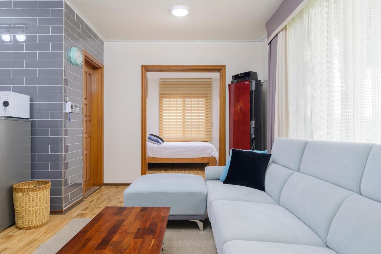 Harry And Sodam Pension Jeju Exterior foto